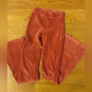 Aerie groove on Velour High-Waisted flared pants. Size XS.